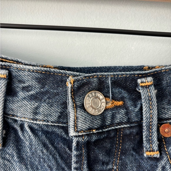 Agolde distressed Jean shorts size 25 - Picture 4 of 5